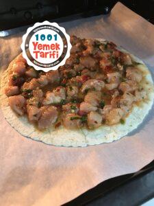 Lavaşlı Tavuklu Pide yapımı
