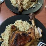 Şehriyeli Bulgur Pilavı Üzerine Tavuk Budu