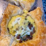 Milföy Çanağında Kıymalı Yumurta