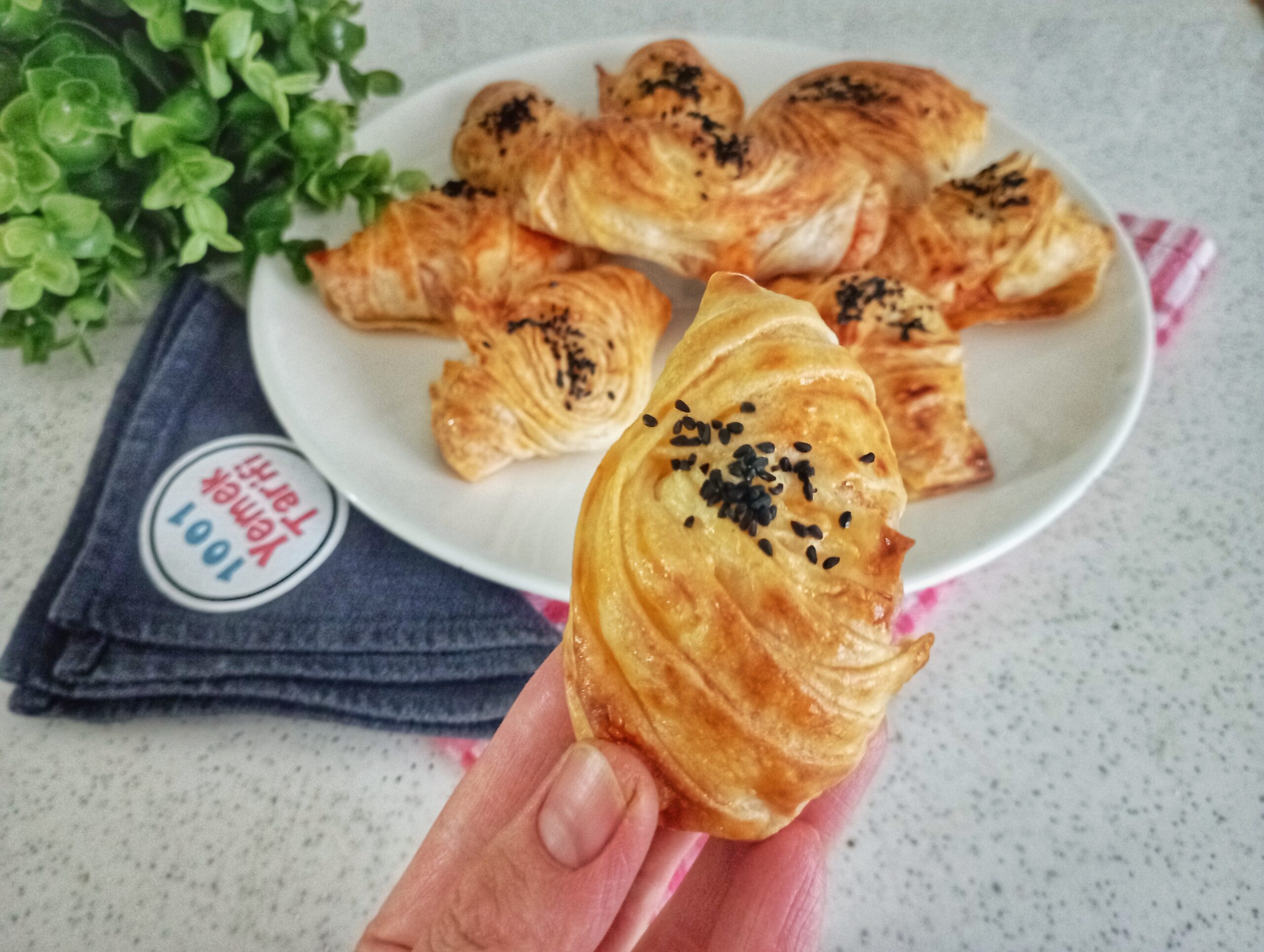 Patatesli Midye Börek Tarifi