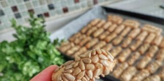 Bayatlamayan Çekirdekli Tuzlu Kurabiye Tarifi