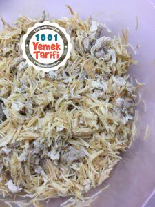 Tavuklu Tel Şehriye Salatası tarifi