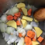 Süzme kırmızı Mercimek Çorbası Tarifi yapımı nasıl yapılır kaç kalori