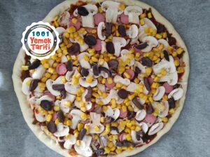Ev Yapımı Pizza Nasıl Yapılır