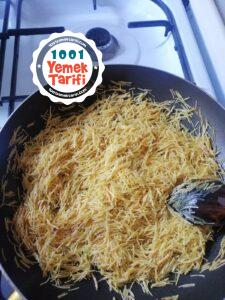 Tel Şehriye Salatası