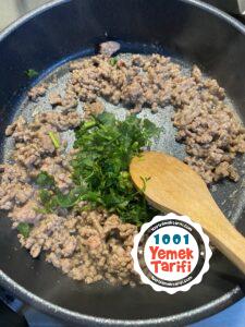 Milföy Çanağında Kıymalı Yumurta