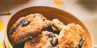 Nefis cikolatali Kurabiye Tarifi-Damla cikolatali Kurabiye Yapimi-kolay pratik hamur isi-kac kalori-1001yemektarifi