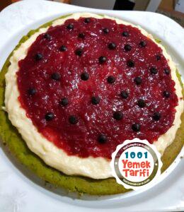 ıspanaklı karpuz pasta tarifi nasıl yapılır-kaç kalori-kolay karpuz görünümlü pasta yapımı