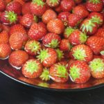 Kolay ve Mis Kokulu Çilek Reçeli Tarifi