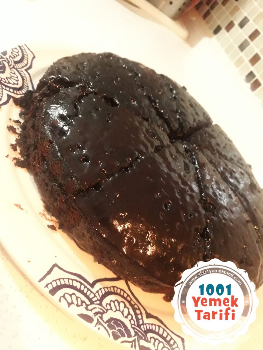 Kakaolu Sosuyla Browni Tadında Kek Yapımı 1001YemekTarifi