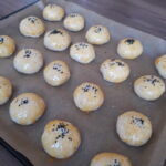 susamlı çörek otlu peynirli poğaça tarifi