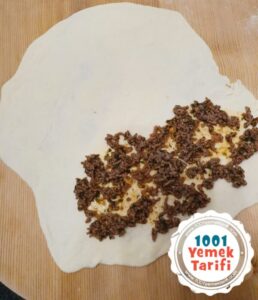 Evde El Açması Kıymalı Gözleme Tarifi (nasıl yapılır-kaç kalori)