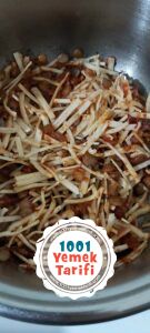 kesme çorbası tarifi-erişte çorbası yapımı nasıl yapılır kaç kalori