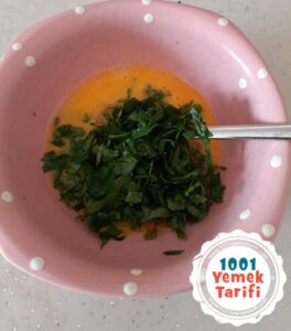 Omlet Tadında Küp Patatesli Yumurta Tarifi