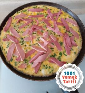 Pizza Görünümlü Omlet Tarifi yapımı nasıl yapılır