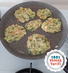 Tavada Kabak Mücver Tarifi yapımı nasıl yapılır kaç kalori