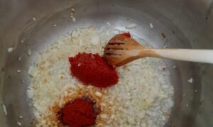 Kaburgalı Kuru Fasulye Tarifi yapımı nasıl yapılır kaç kalori