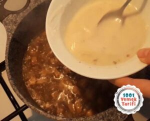 Kremasız Tavuklu Mantar Çorbası Nasıl Yapılır? yapımı nasıl yapılır kaç kalori