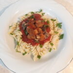 Mantarlı Makarna Tarifi-Soslu Makarna Yapımı Nasıl Yapılır