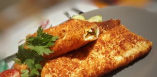 Hazır Yufkadan Börek Tarifi (peynirli-sucuklu)