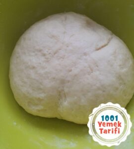 Mayasız Pizza Tarifi yapımı (Evde nasıl yapılır) kaç kalori