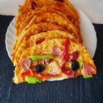 ev yapımı mayasız karışık pizza tarifi nasıl yapılır