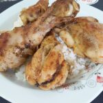 Tavada soslu tavuk but