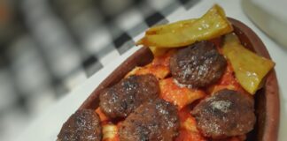 Pideli köfte tarifi nasıl yapılır-güveçte köfte yapımı-kaç kalori