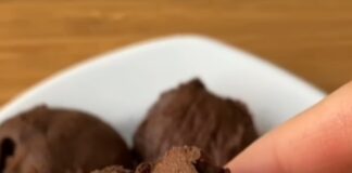 2 Malzemeli Çikolatalı Un Kurabiyesi Tarifi-nasıl yapılır-kaç kalori