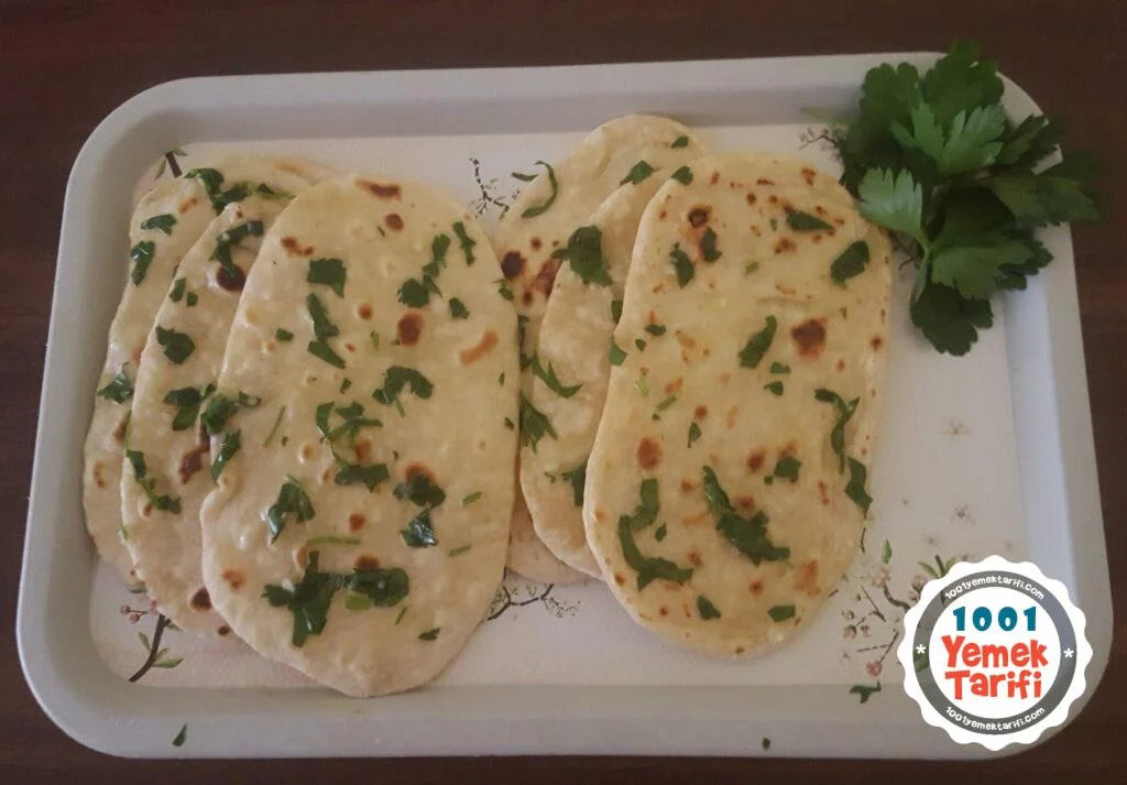 Garlic Naan (sarımsaklı hint ekmeği) nasıl yapılır