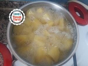 Haşlanmış Patatesli Köfte Tarifi