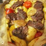 Fırın Poşetinde Sebzeli Et Yemeği