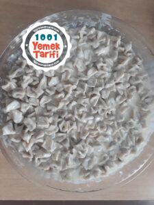 Salça Soslu Mantı tarifi Nasıl Yapılır-fotoğraflı resimli anlatım