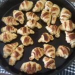 ev yapımı Kruvasan Poğaça Tarifi nasıl yapılır-kaç kalori