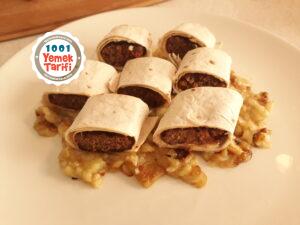 Közlenmiş Patlıcan Yatağında Beyti Kebap tarifi-nasıl yapılır