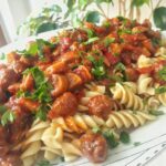 Köfte ve Mantar Soslu Makarna tarifi