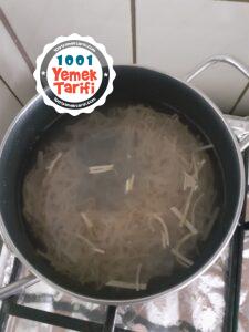 Erişte Çorbası Nasıl Yapılır