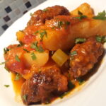 Tencerede İzmir Köfte