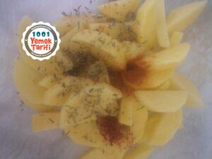 Fırında Baharatlı Patates Tarifi