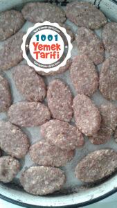 Kadınbudu Köfte Tarifi-resimli anlatım