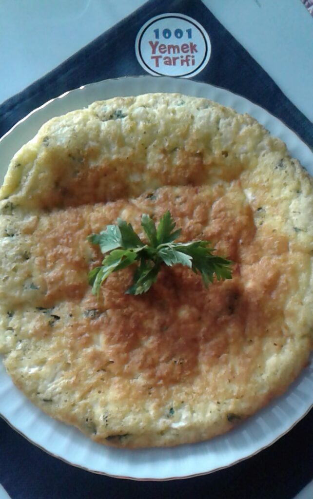 Patatesli Omlet Böreği