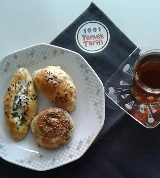 mayasız Peynirli Poğaça tarifi