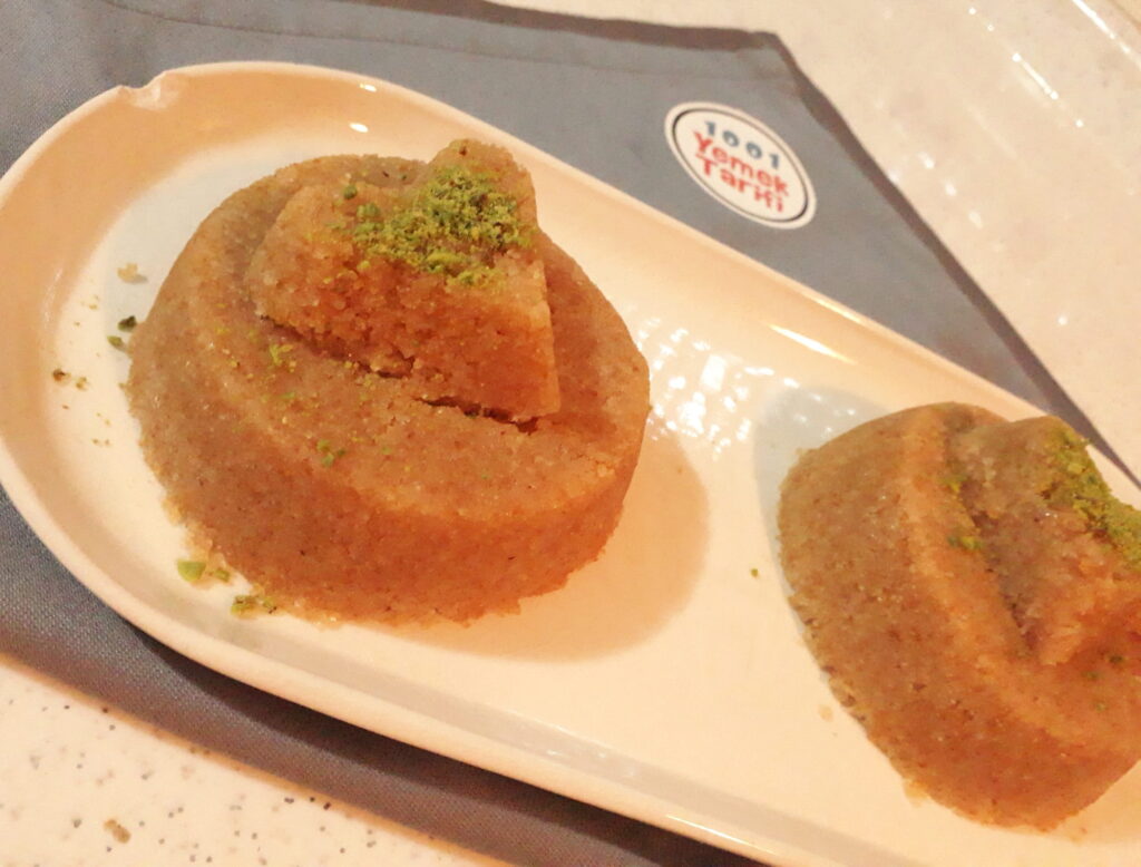 İrmik Helvası nasıl yapılır