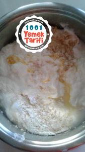 Yoğurtlu Kuru Tarhana Çorbası nasıl yapılır