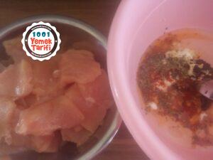 Ev Yapımı Tavuk Döner Tarifi