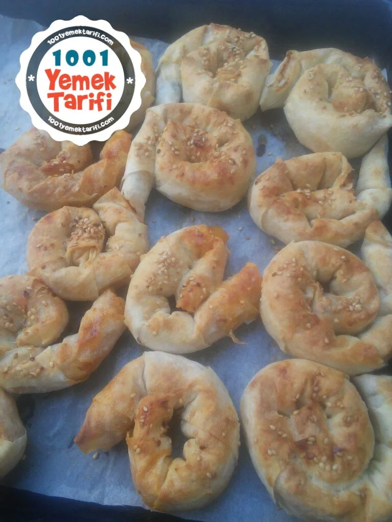 Peynirli Gül Böreği Nasıl Yapılır