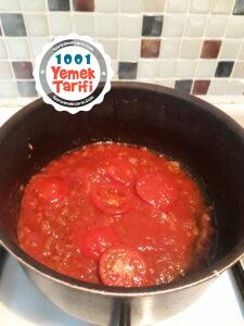 Zeytinyağlı Ispanak Kökü Yemeği