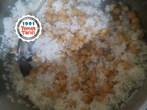 nohutlu Pilav Tarifi