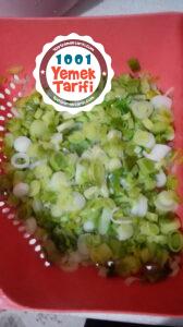 Kıymalı Kaşarlı Fırında Pırasa