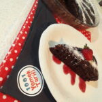 Çikolata Soslu Kek Nasıl Yapılır